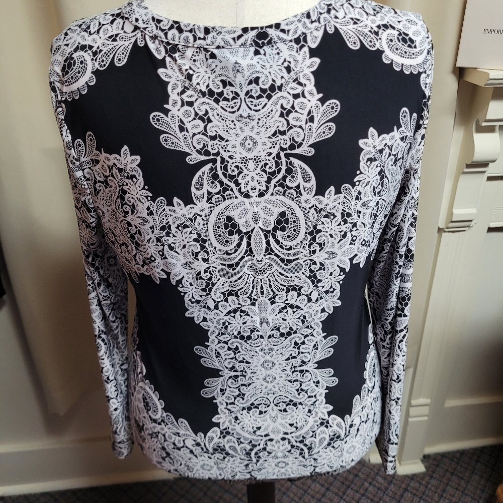 I.N.C. International Concepts Black & White (Lace Print) Top XL - Picture 4 of 8
